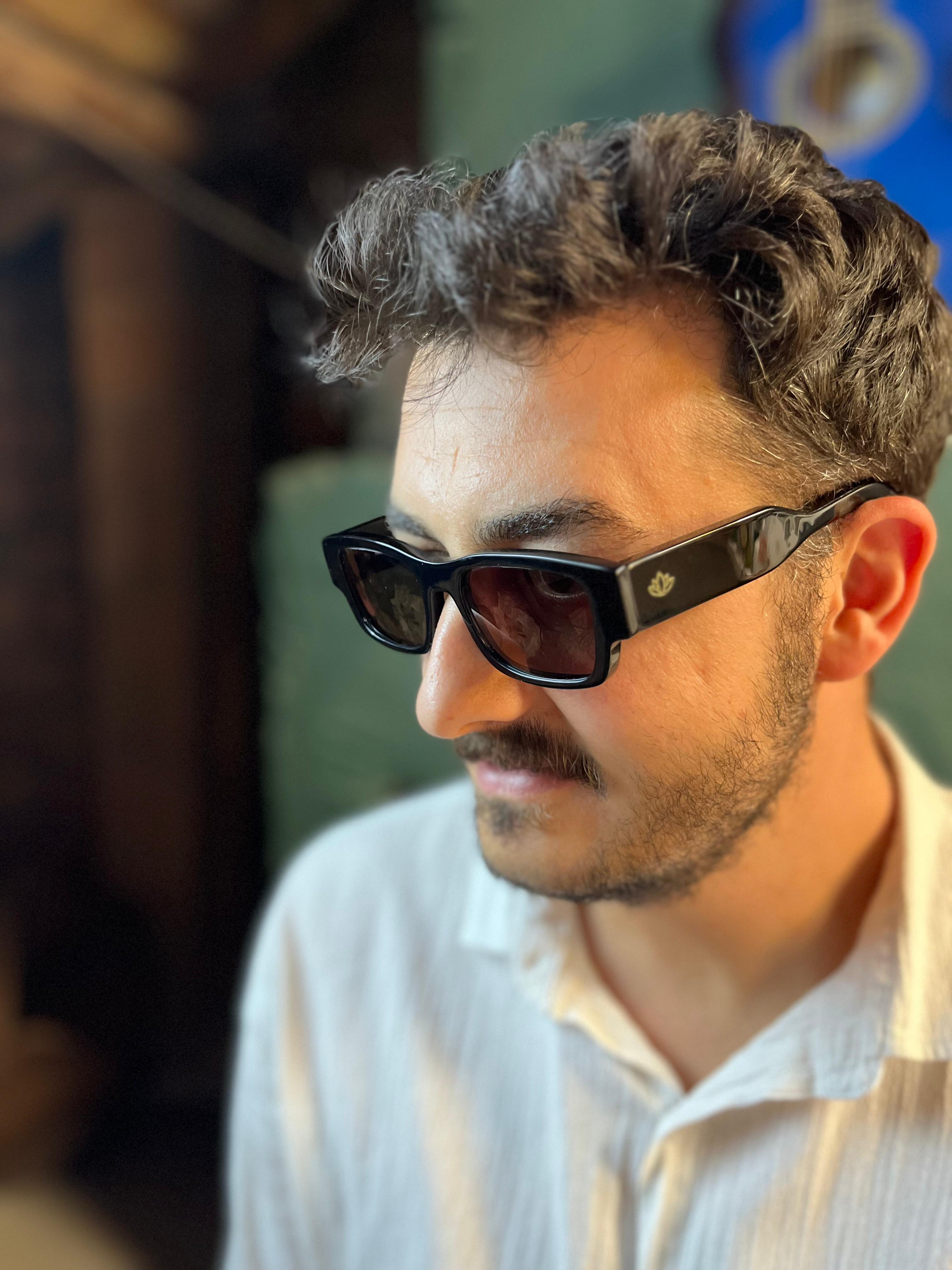 Luna Siyah Güneş Gözlüğü